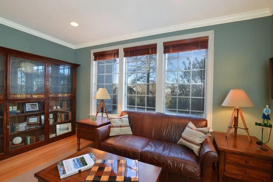 Photo of 125 Shore Dr W
