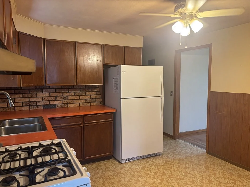Photo of 81 Poplar St