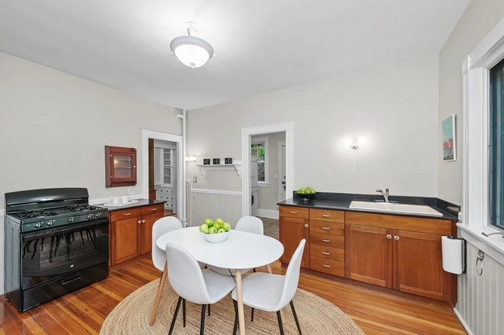 Photo of 63 Hyde St