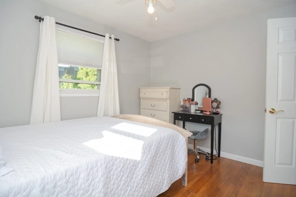 Photo of 444 Knollwood Drive