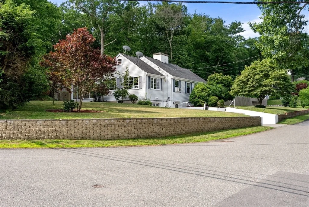 Photo of 6 Chute Rd