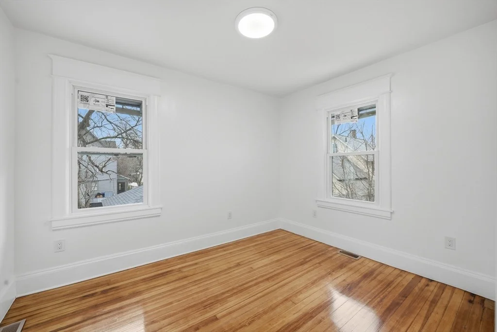 Photo of 11 Herman St