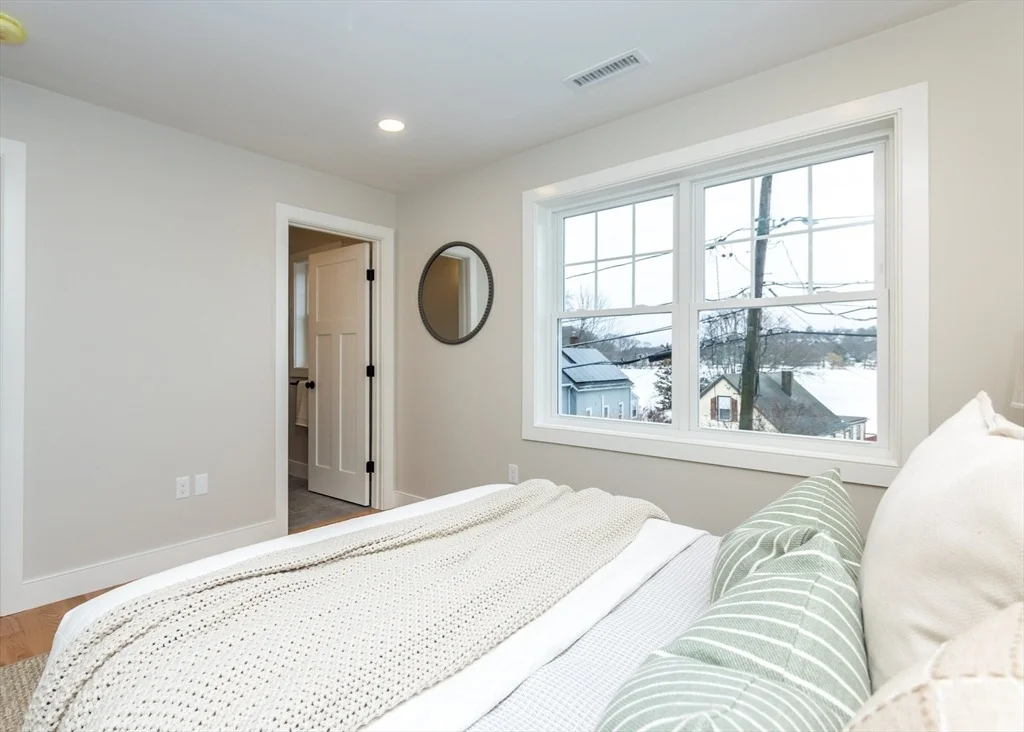 Photo of 89 Hardy Pond Road