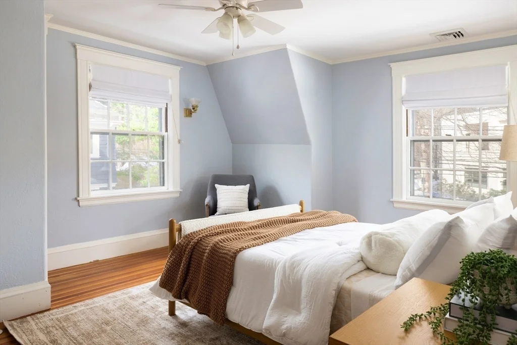 Photo of 323 Clark Rd