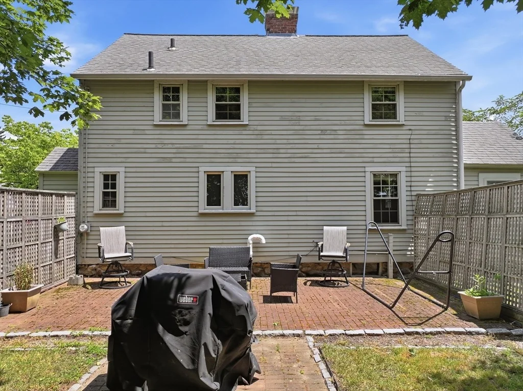 Photo of 154 Barnard Rd