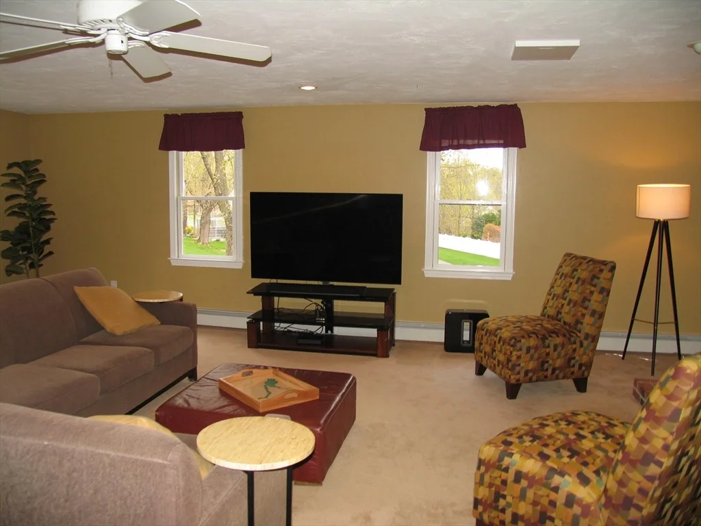 Photo of 5 Dana Cir