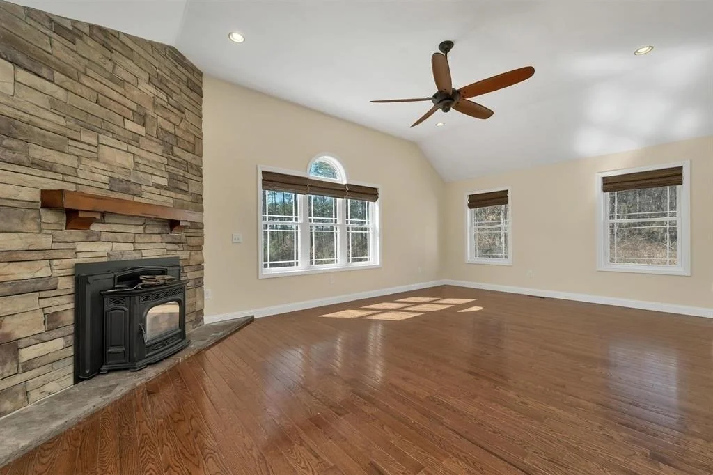 Photo of 142 Worcester Road