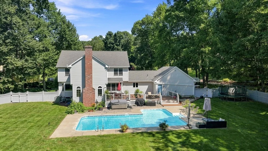 Photo of 7 Deer Run Dr