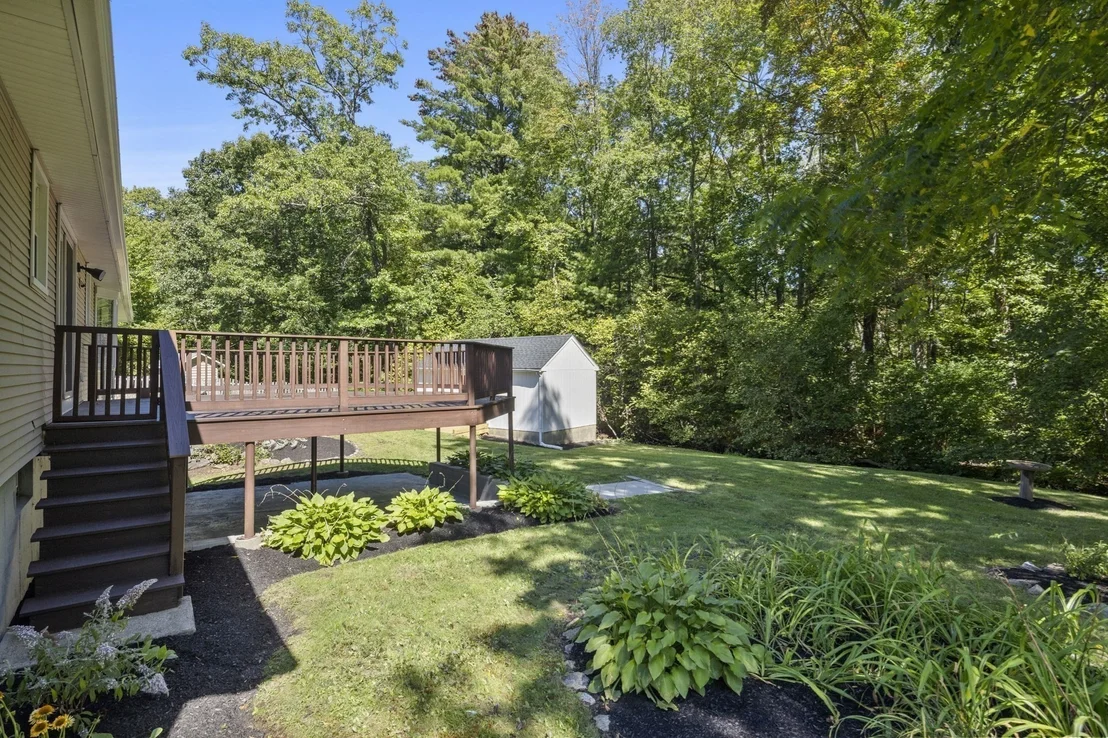 Photo of 146 Helen Dr