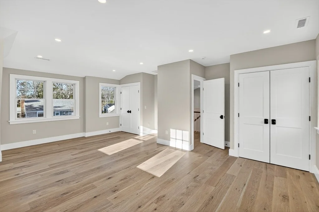 Photo of 146 Scudder Rd