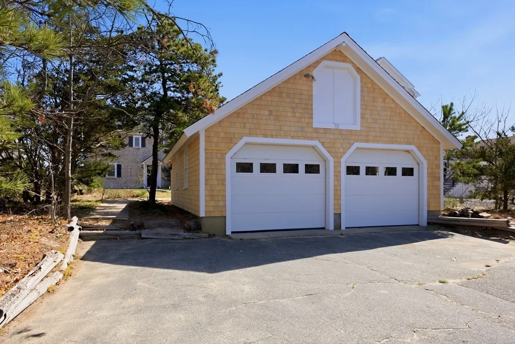 Photo of 115 Phillips Road