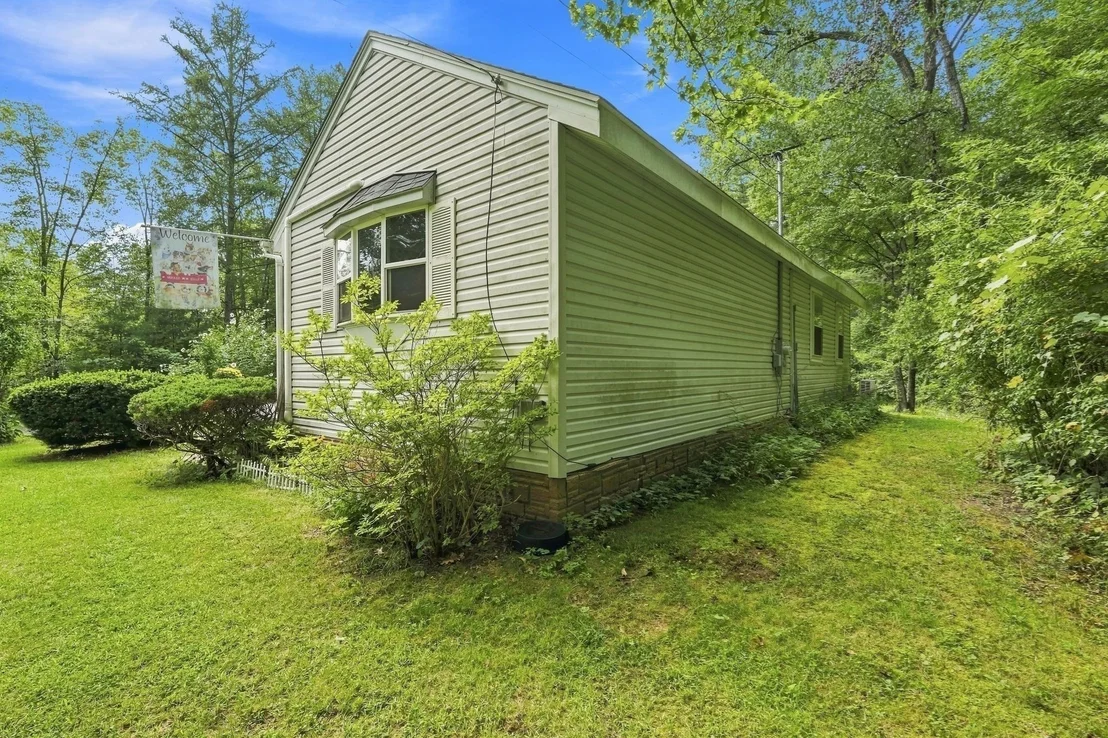 Photo of 241 Warren Wright Rd