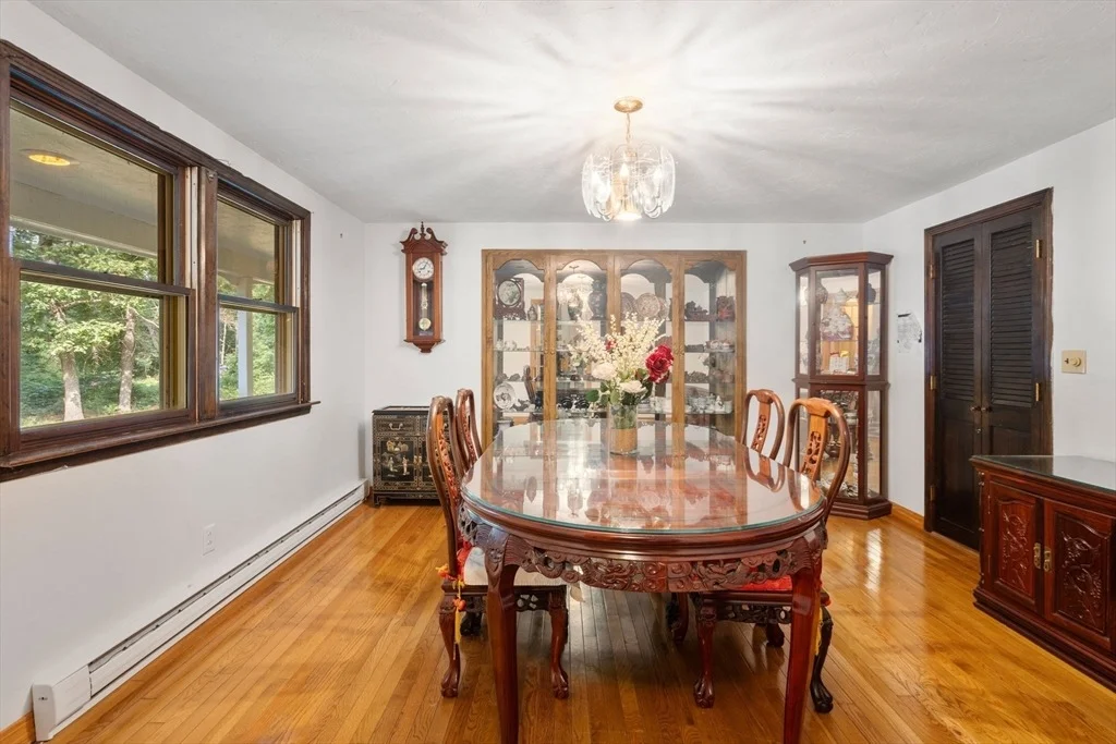 Photo of 2 Whitney Dr