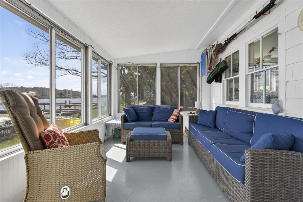 Photo of 58 Riverfront East