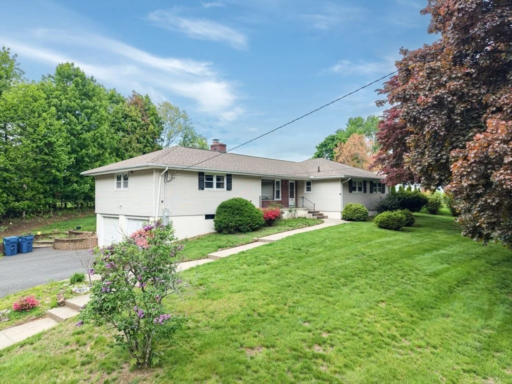 Photo of 72 Paulson Dr