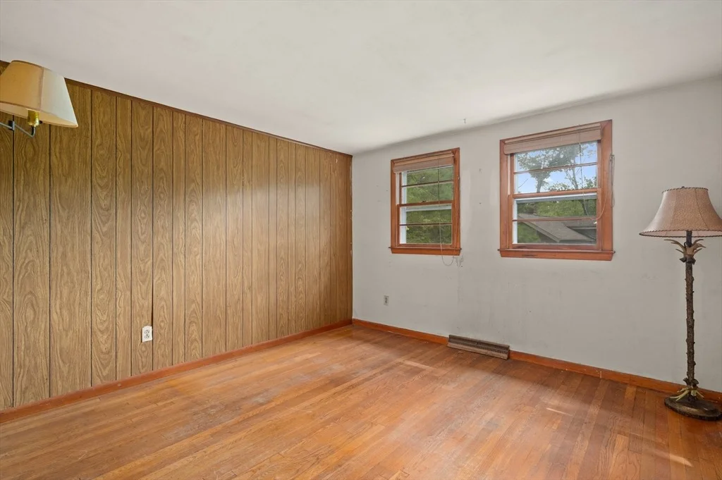 Photo of 4 Pine Ave