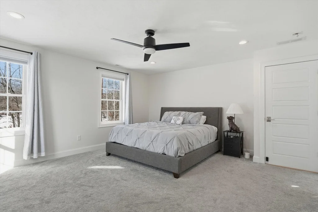 Photo of 245 Salem