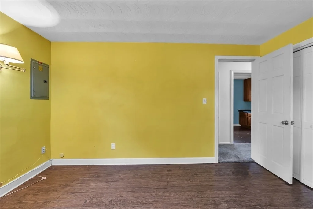 Photo of 15 Fairbrook Rd