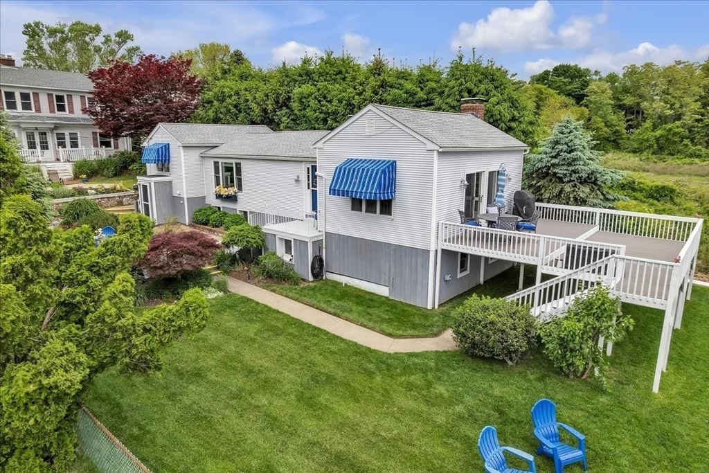 Photo of 376 Parkside Dr