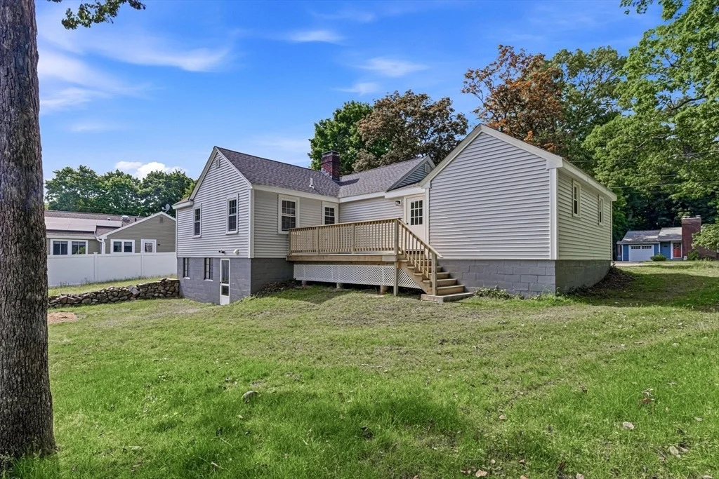 Photo of 95 Circle Dr