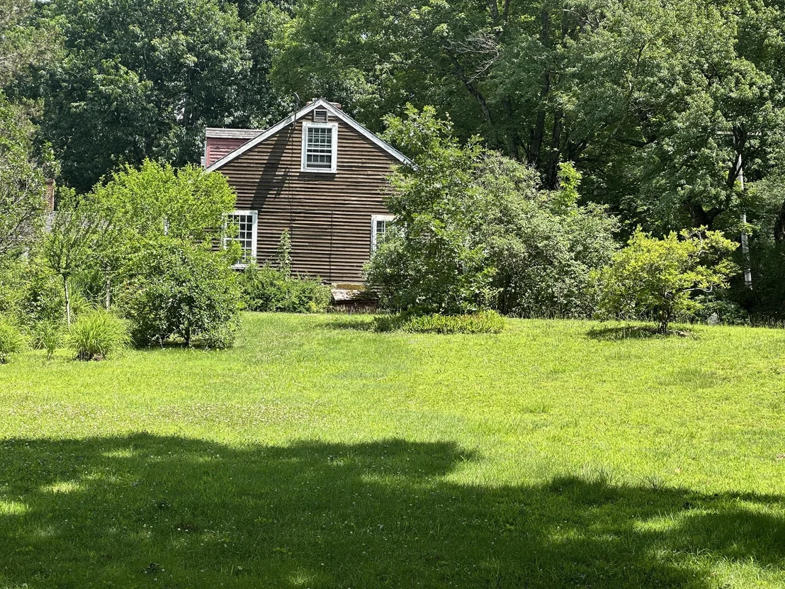 Photo of 575 Old West Brookfield Rd