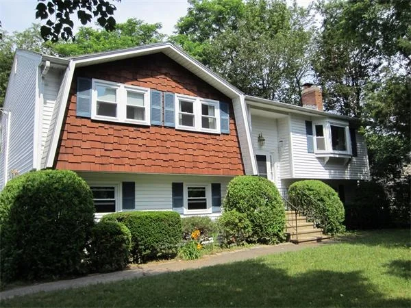 Photo of 3 Kennedy Dr