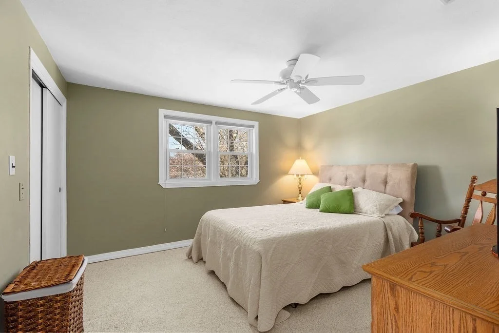 Photo of 71 Pond Ln