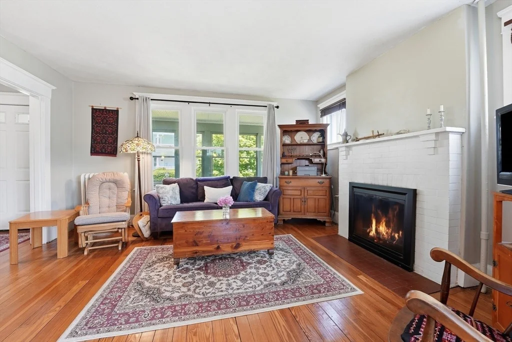 Photo of 24 Thomas Ave