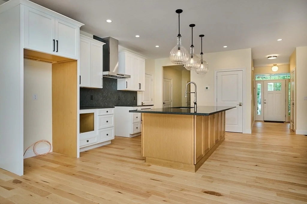 Photo of 230 Hendrick
