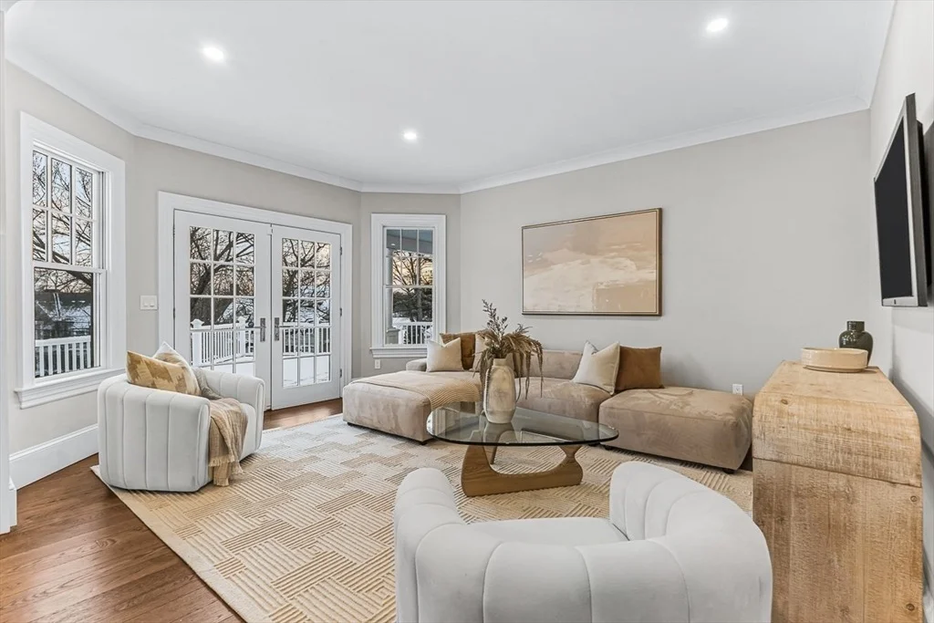 Photo of 6 Lakeview Road
