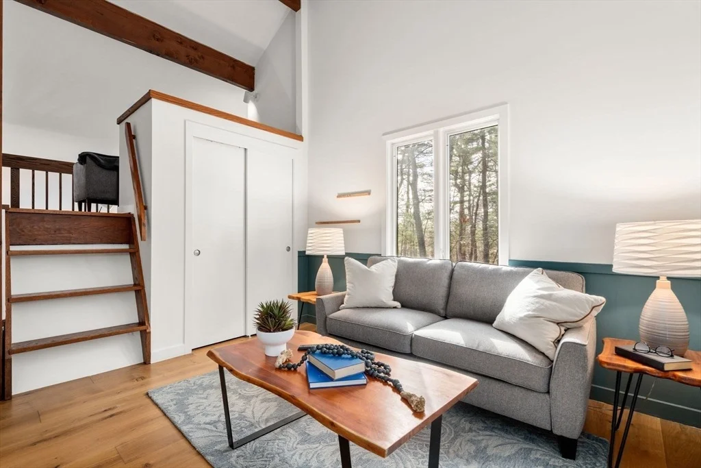 Photo of 351 Silver Hill Road