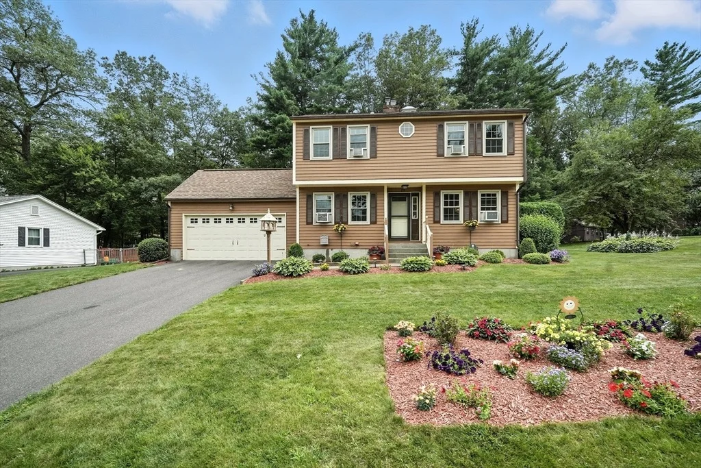 Photo of 28 Sterling Dr