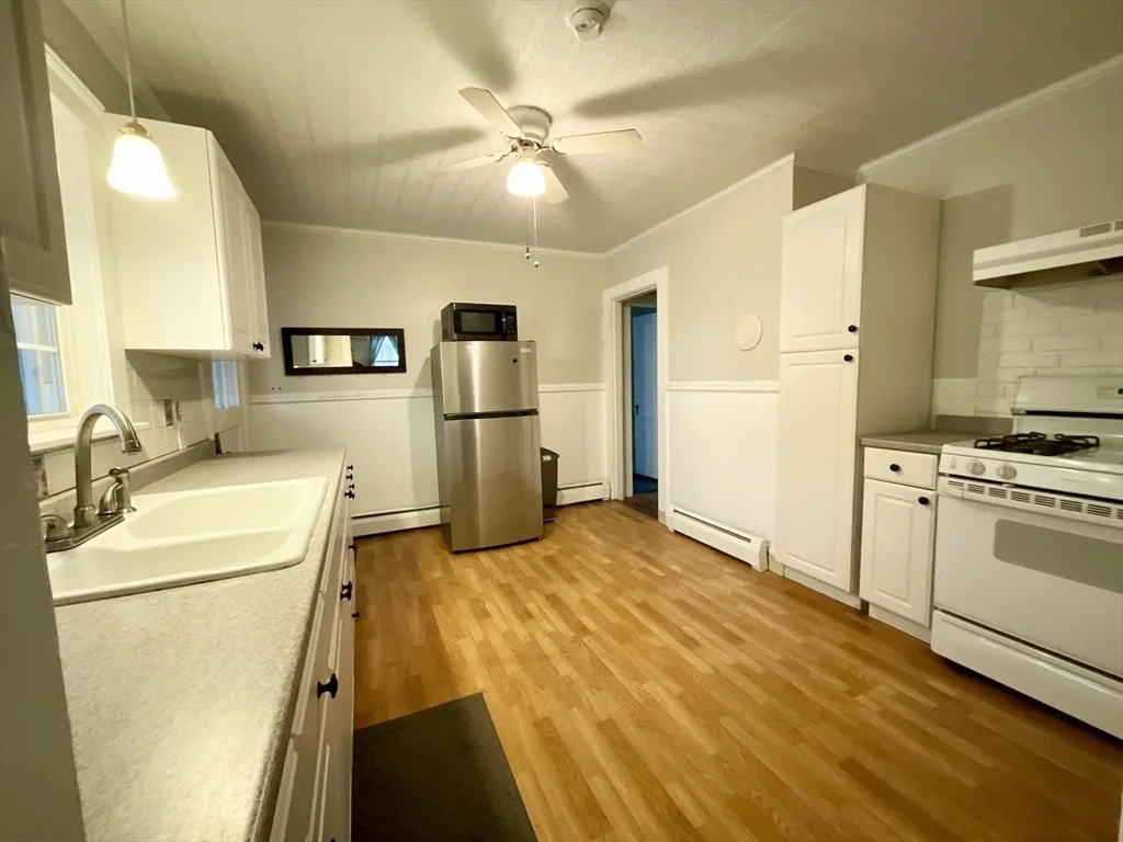 Photo of 12 C St