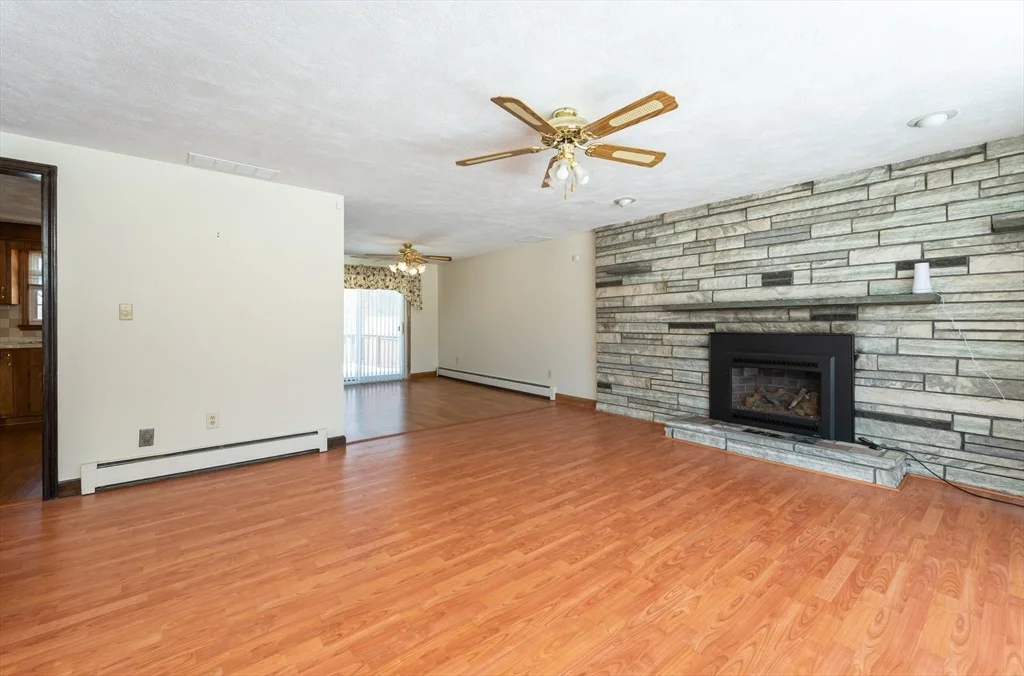 Photo of 123 Flower Lane