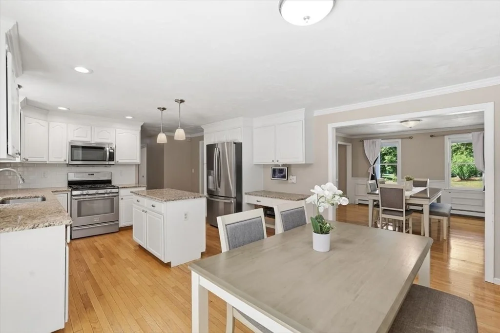 Photo of 26 Mayflower Dr