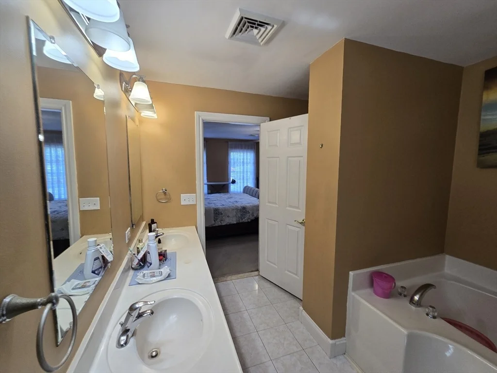 Photo of 4 Panarelli Way