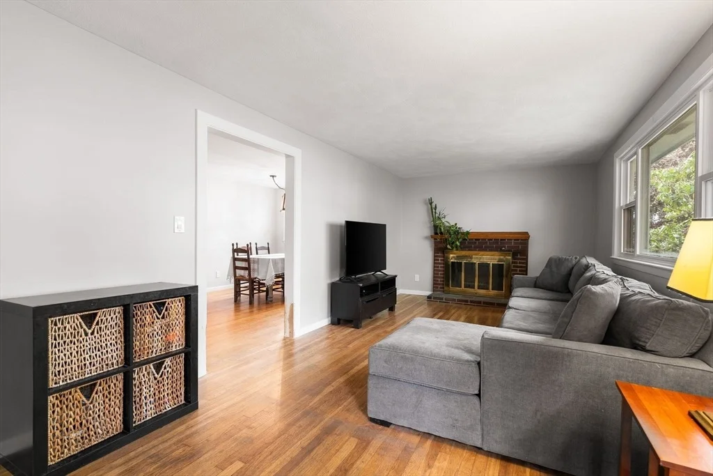 Photo of 125 Sylvia St