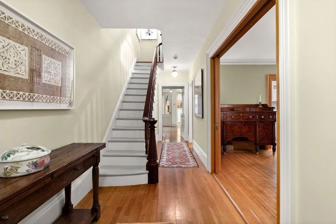 Photo of 41 Concord Sq