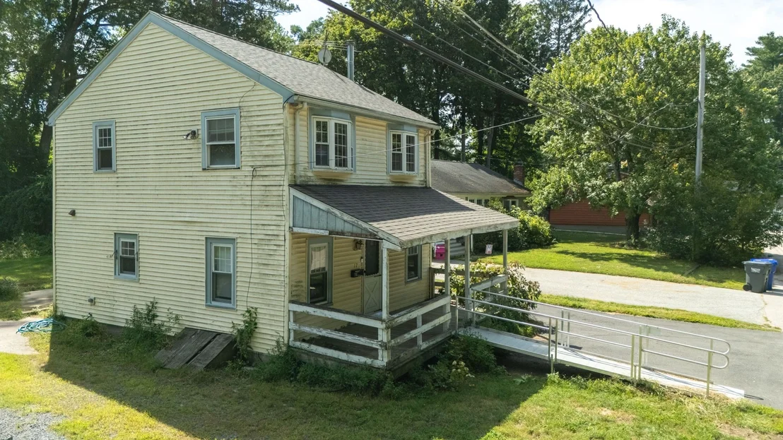 Photo of 17 W Cedar Rd