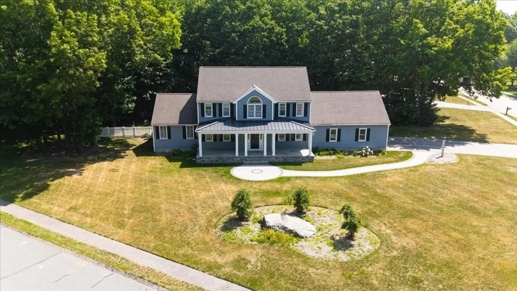 Photo of 26 Mayflower Dr