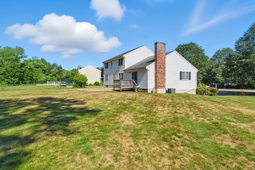 Photo of 8 Eisenhaure Lane