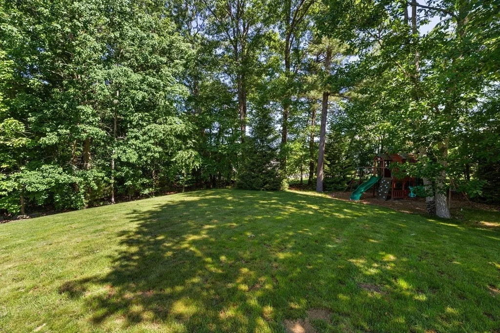 Photo of 49 Larson Ave