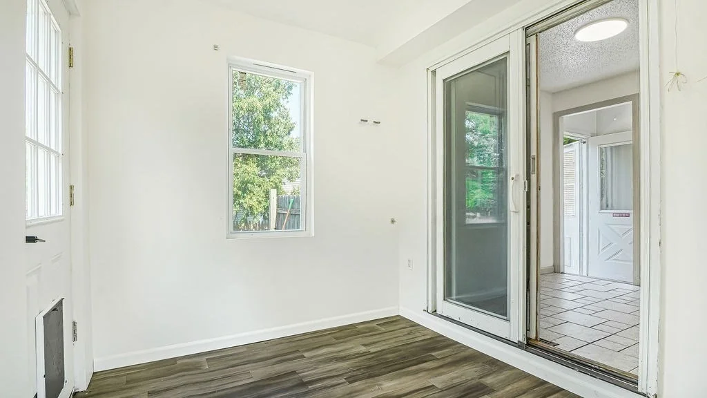 Photo of 128 W Canton Cir