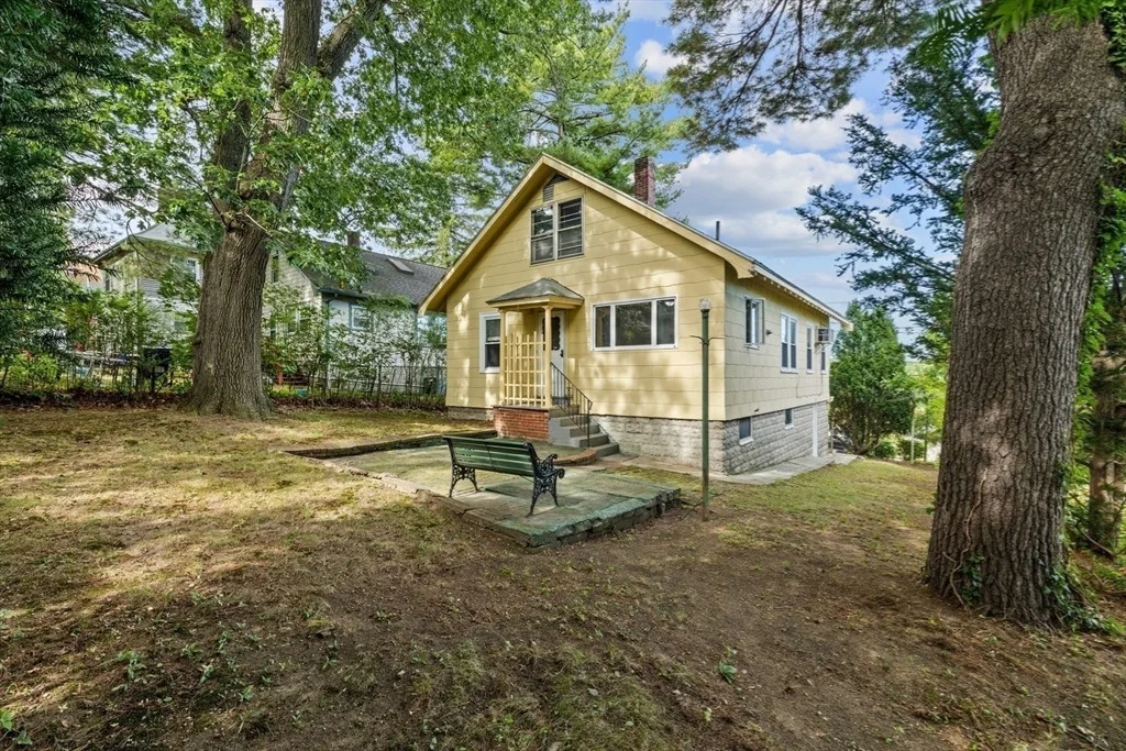 Photo of 59 Riverview Rd