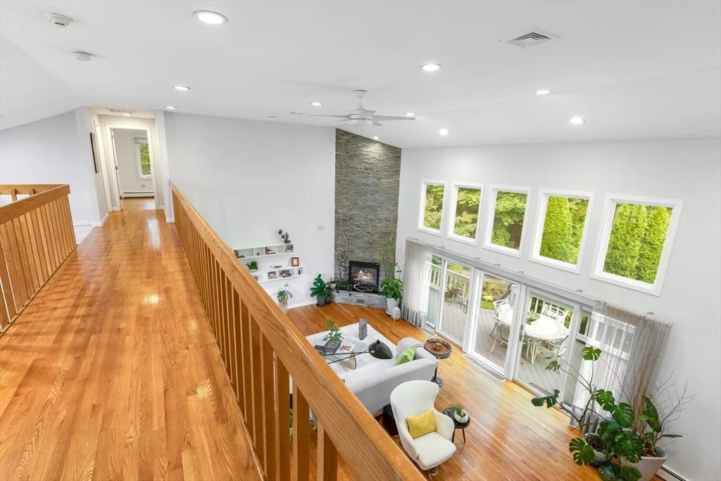 Photo of 43 Ledgebrook Avenue