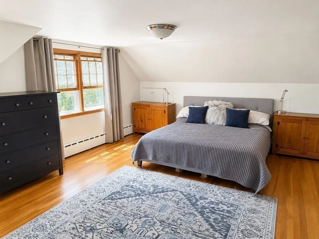 Photo of 100 Sutton Hill Rd