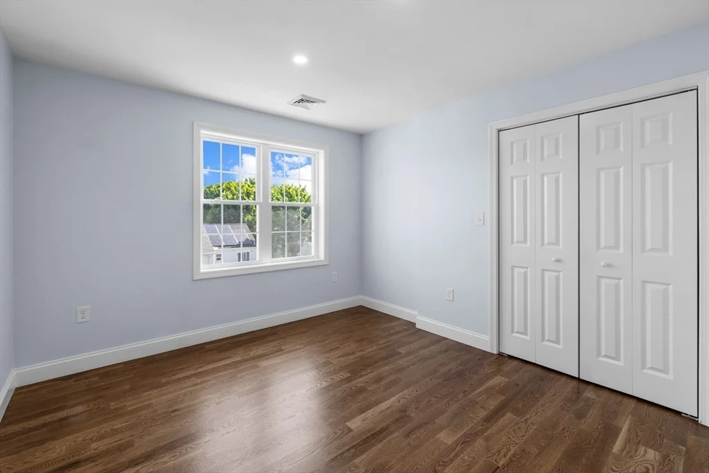 Photo of 489 Spring St.