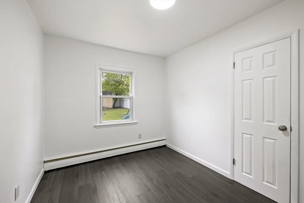 Photo of 376 Hermitage Dr