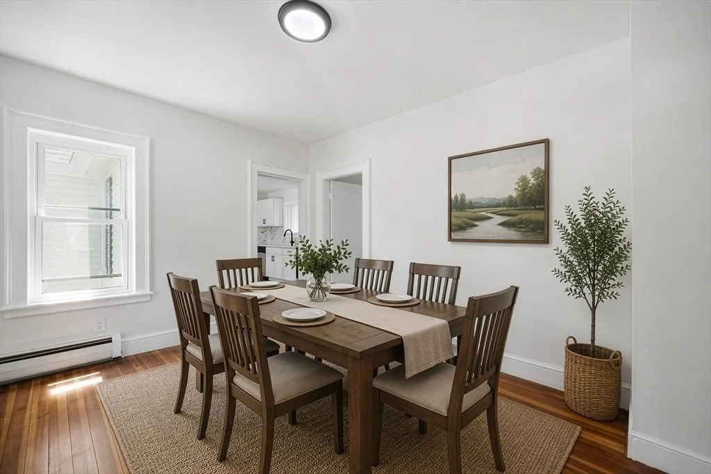Photo of 323 Spring St