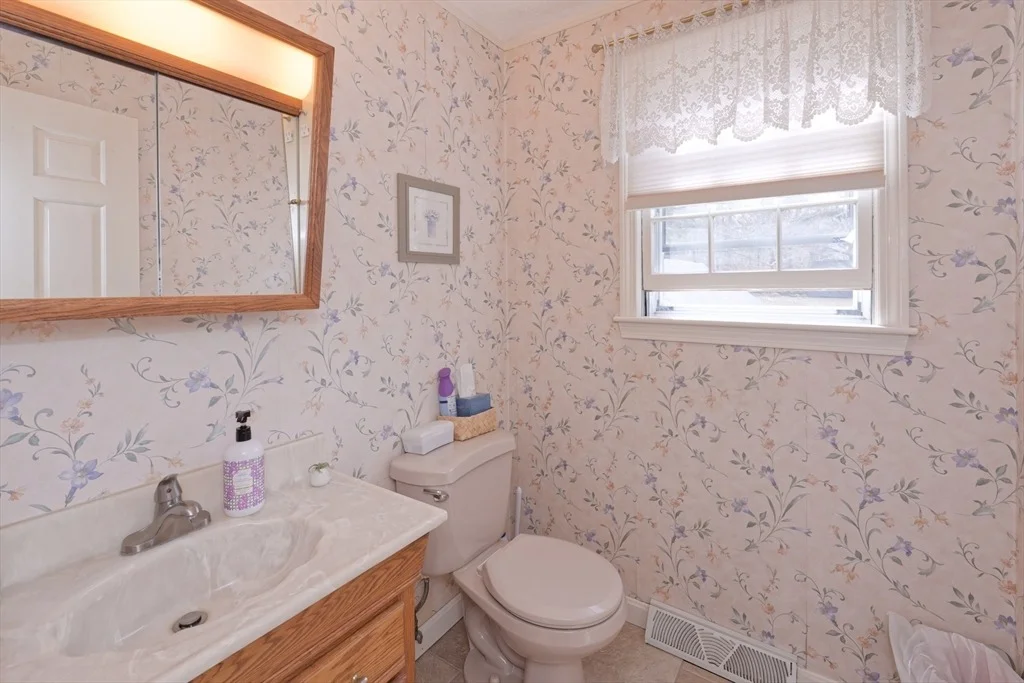 Photo of 415 Dailey Dr